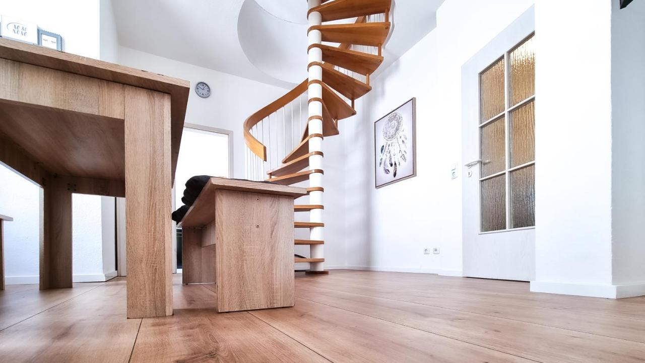 Malerische Maisonettewohnung Mit Zwei Balkonen Plauen Exterior photo